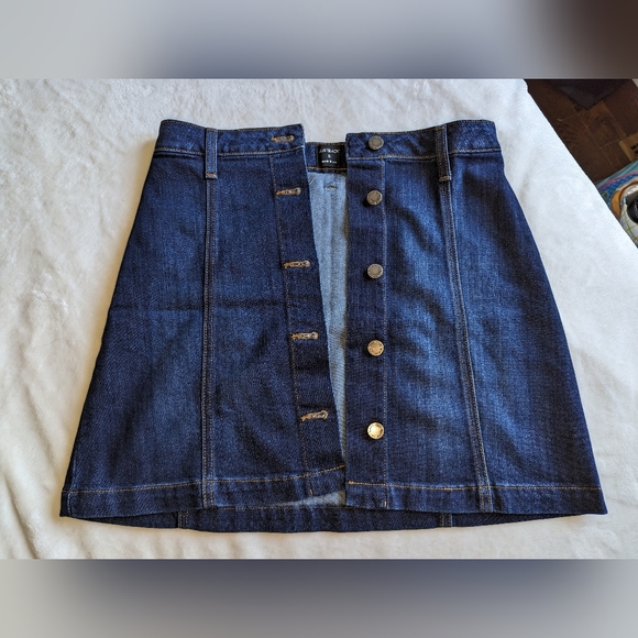 Just Black Denim Skirt - Picture 6 of 6